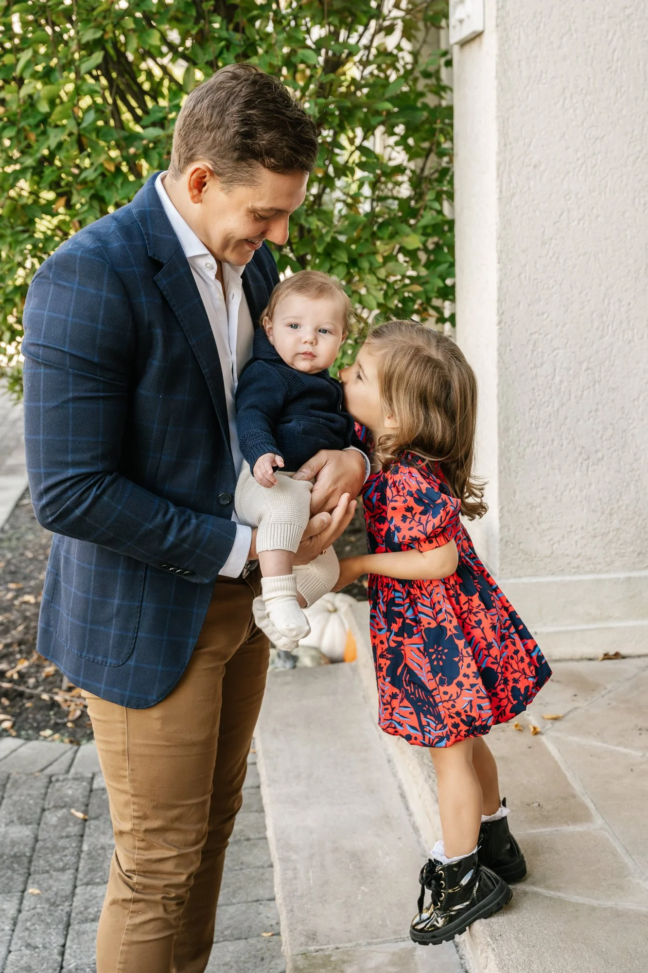Nora_baby_augustus_3_months_in_home_fall-26.jpg
