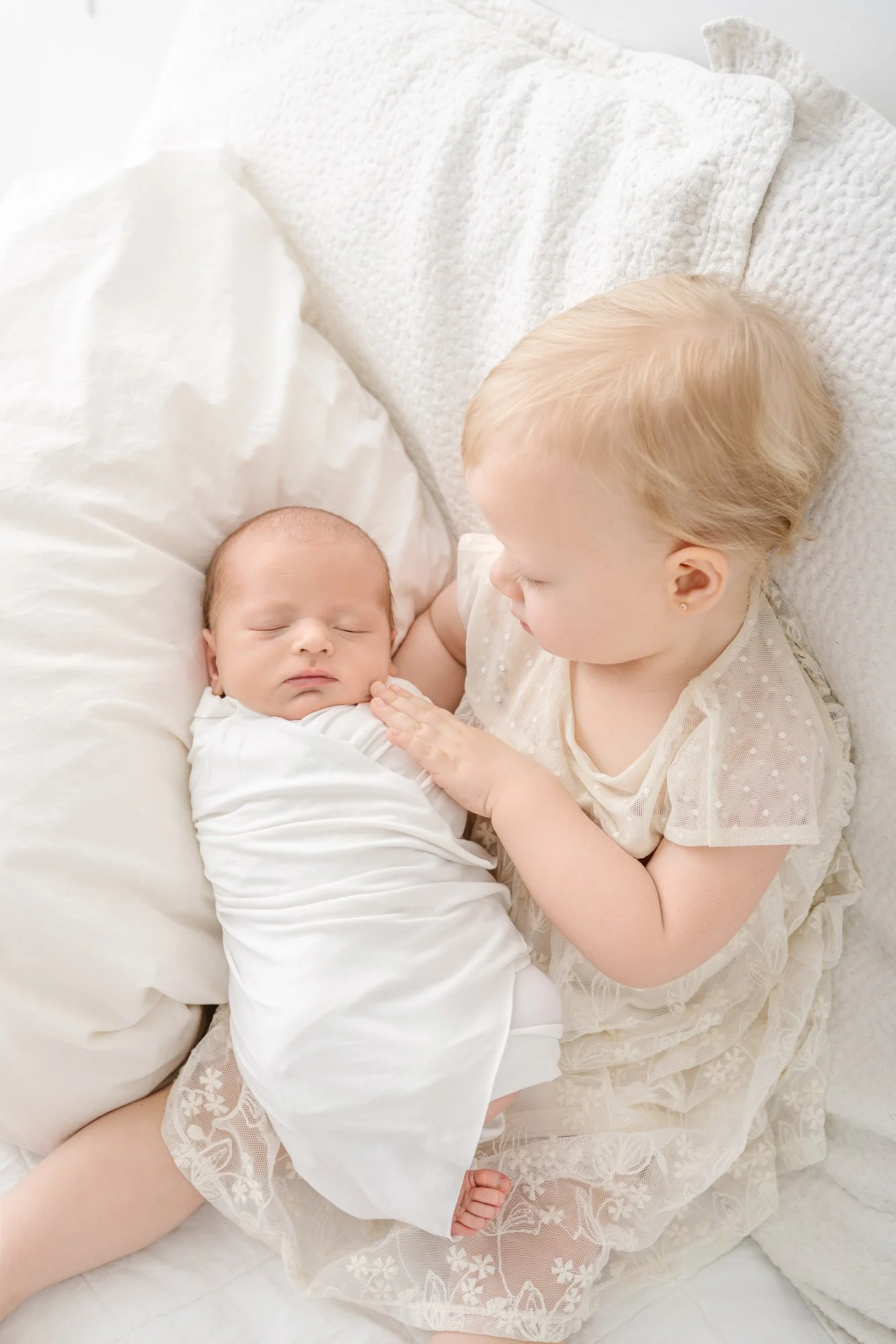 Newborn_Ian_Olivia_toddler_portraits_web-14.jpg