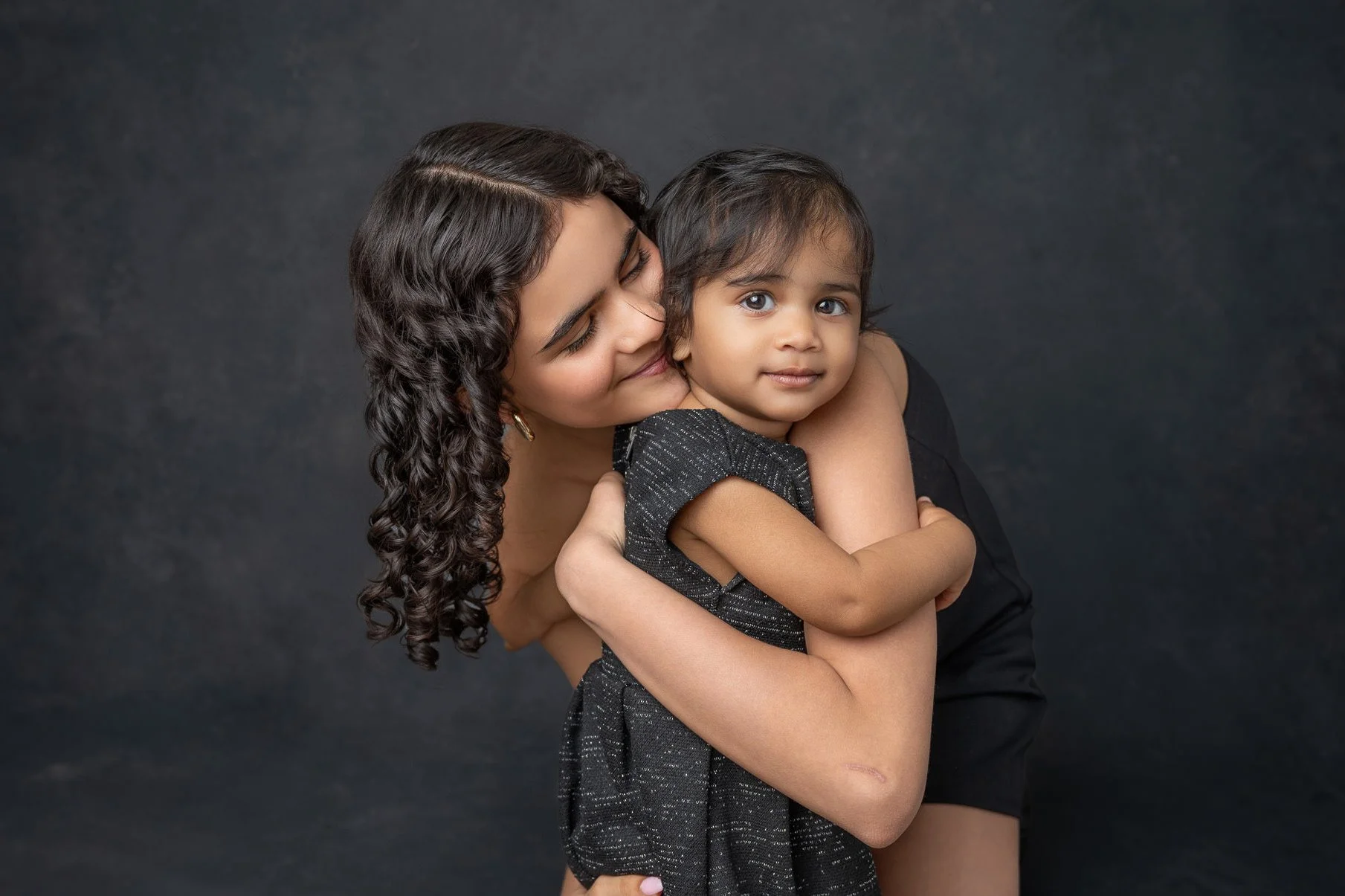 Arya-first-birthday-family-portraits-nj-studio-4.jpg