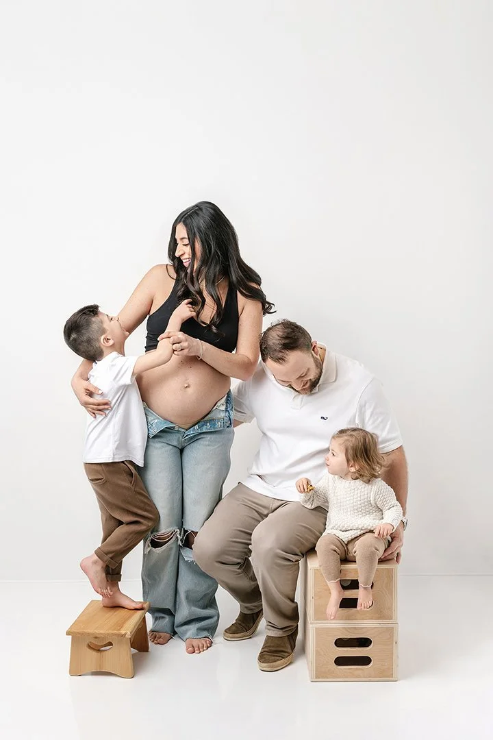 modern-studio-maternity-family-portrait.jpg