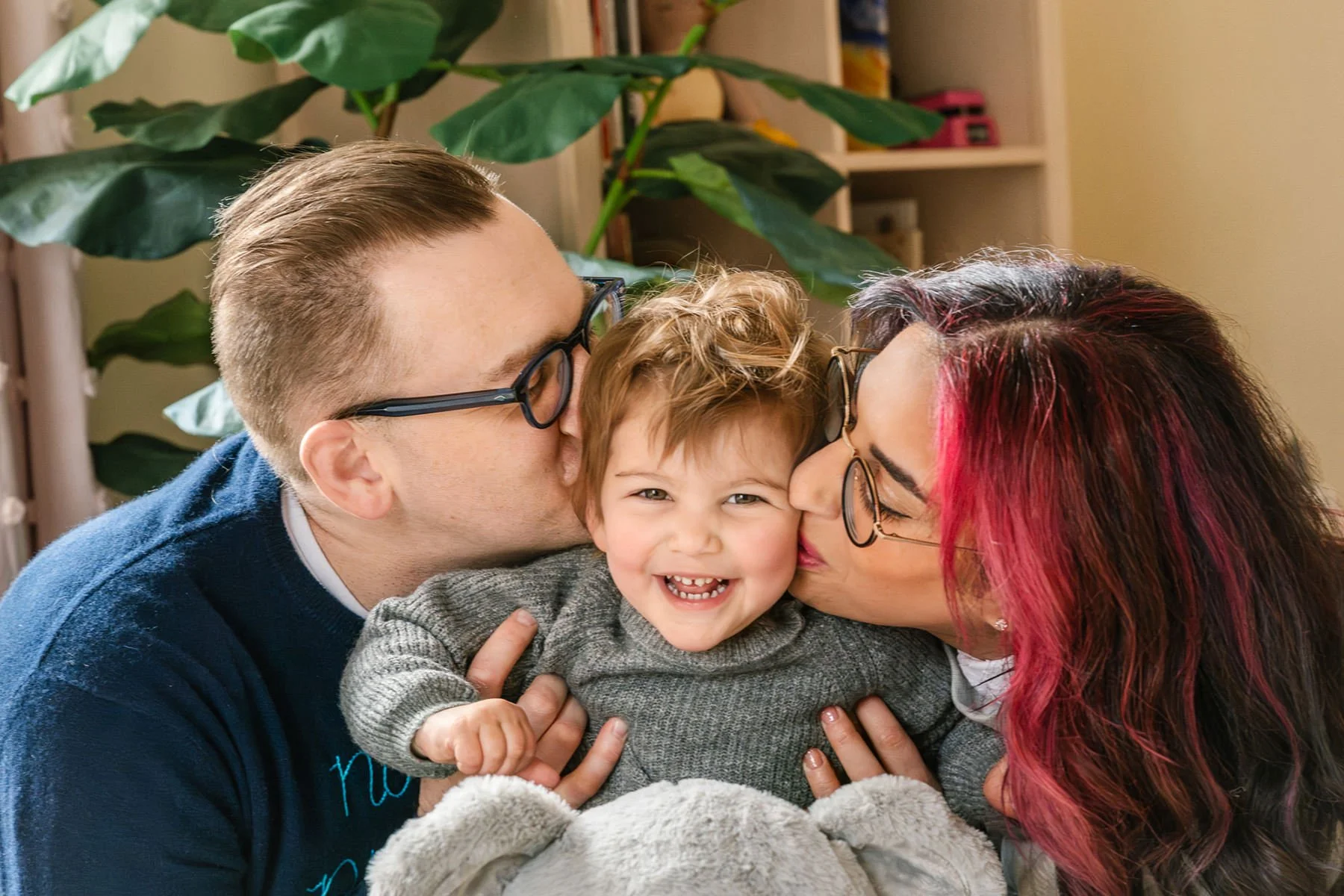 Sam-mallorie-in-home-holiday-20 months-2023-8.jpg