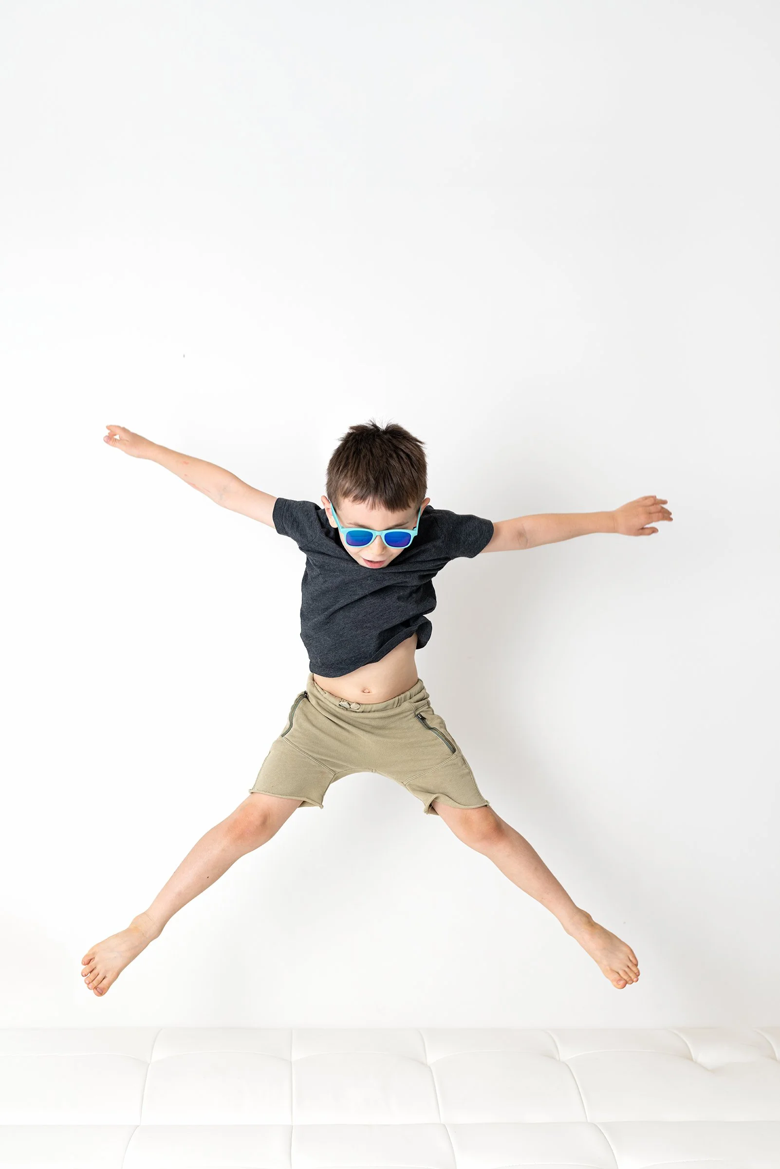 Studio-modern-Heirloom-child-portraits20210610--DSC8690-Edit.jpg
