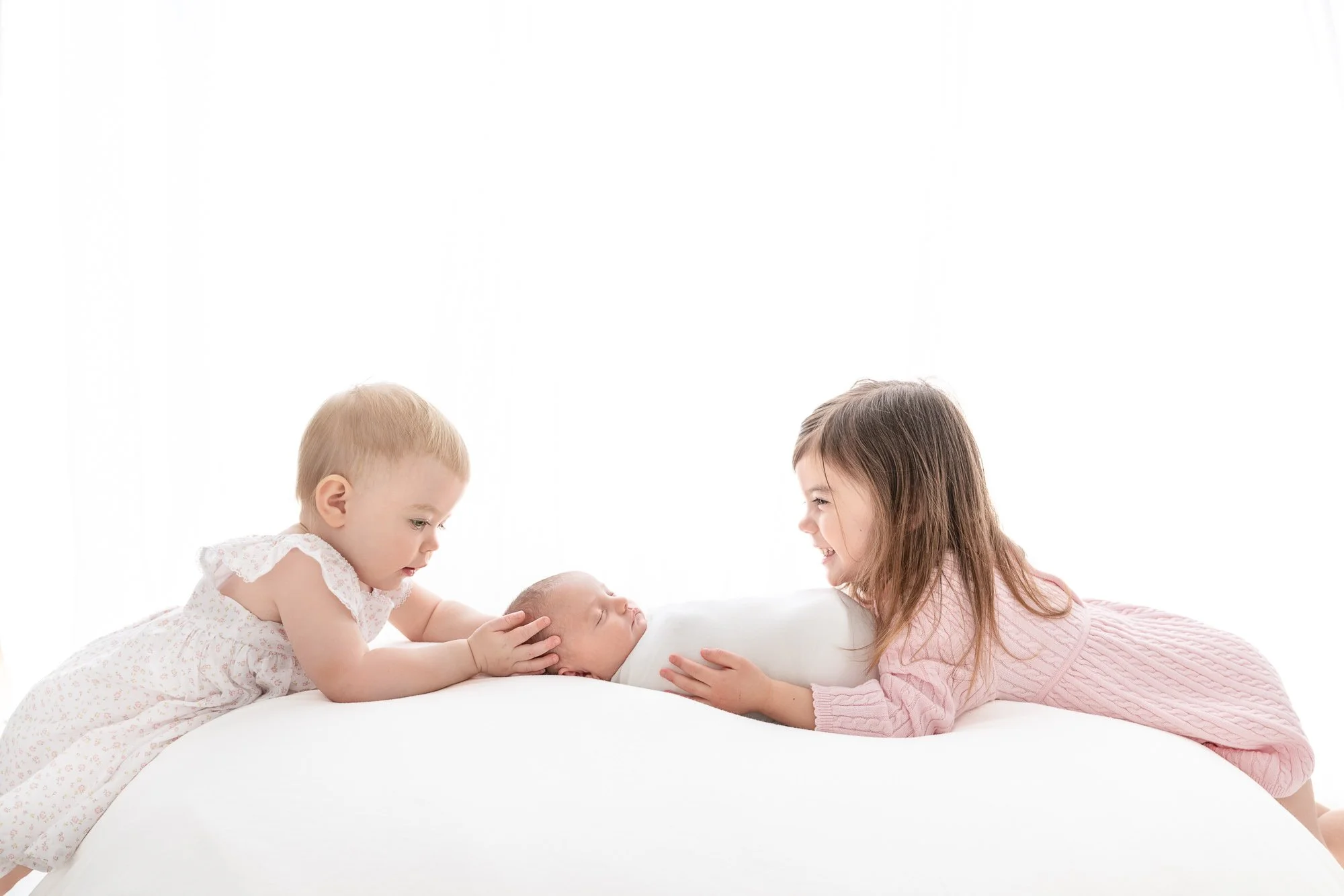 newborn-photographer-nj-portrait-studio.jpg