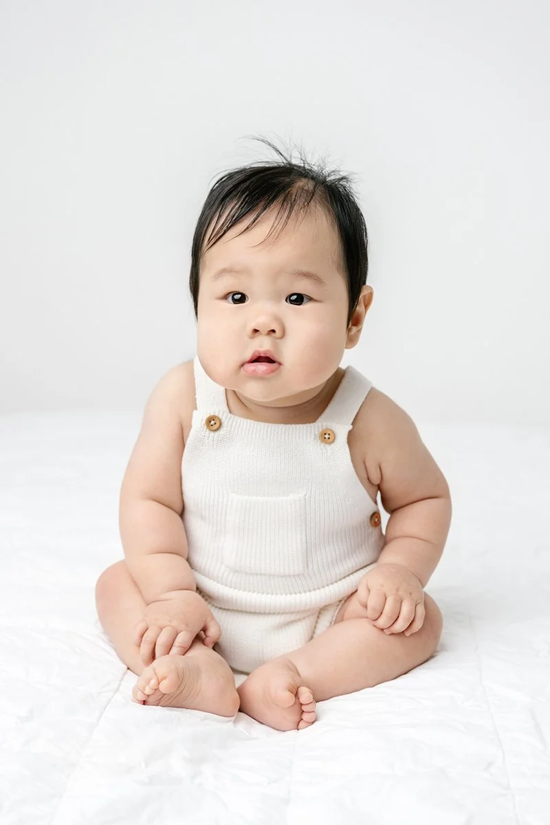 Isaiah-6-month-baby-portrait-web-1.jpg