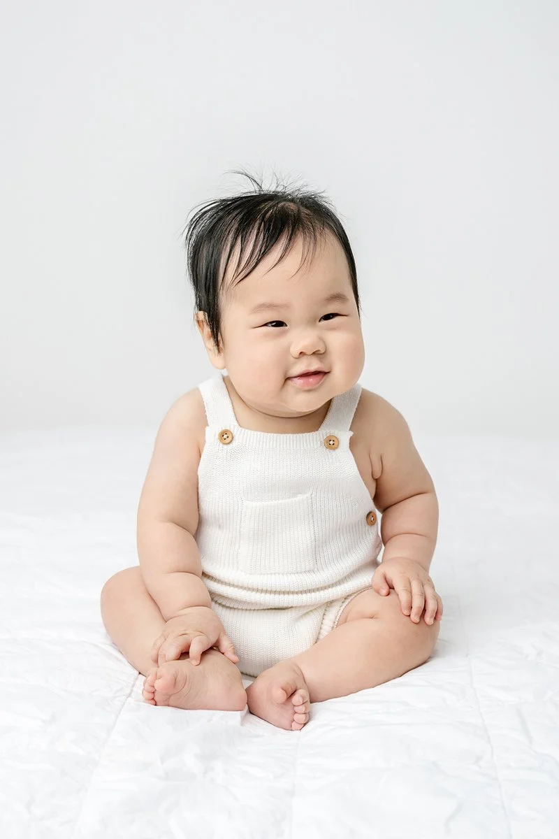 Isaiah-6-month-baby-portrait-web-2.jpg