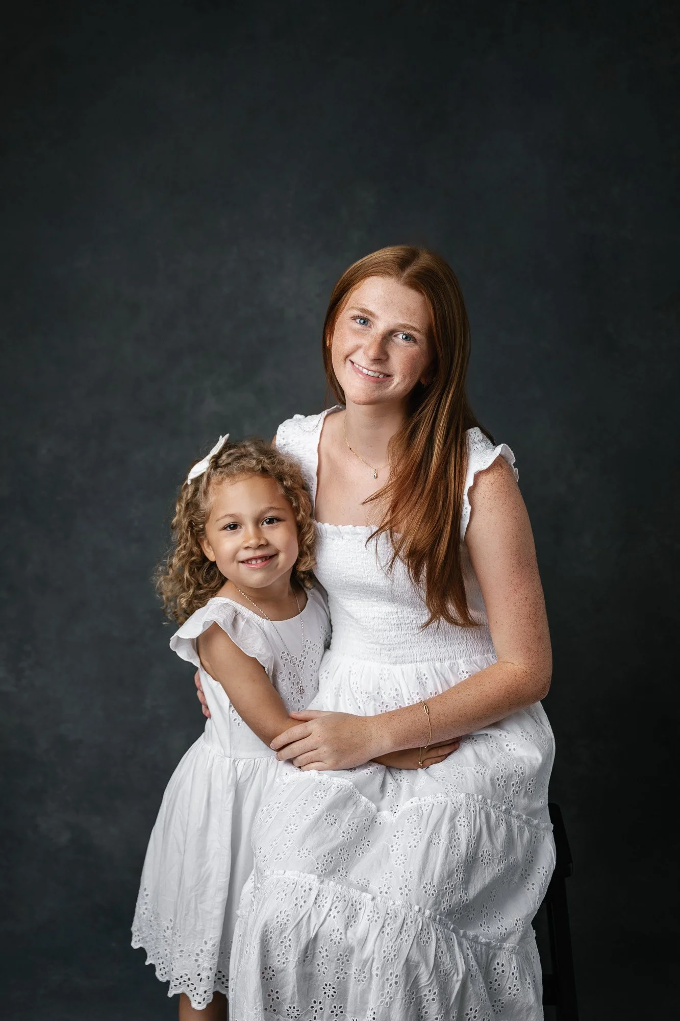Sophie_and_ivy_studio_portraits_web-2.jpg