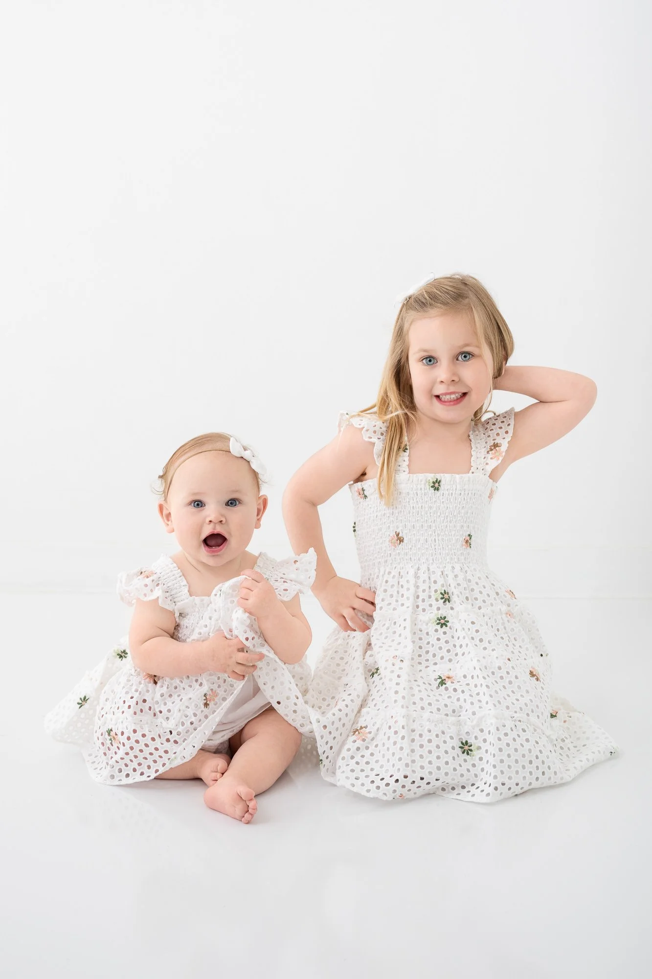 Cami-6-month-baby-family-studio-portraits-NJ-20.jpg