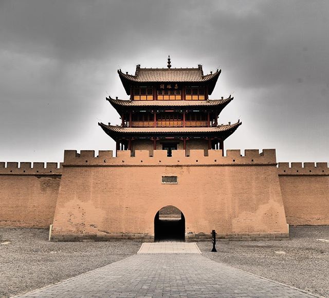 After 10 months on the road, and thousands of kilometres cycled, we made it to China!! The Jiayuguan Fort has traditionally been known as the western gate to China. Along with the Great Wall it was built to protect the Middle Kingdom from the &quot;b