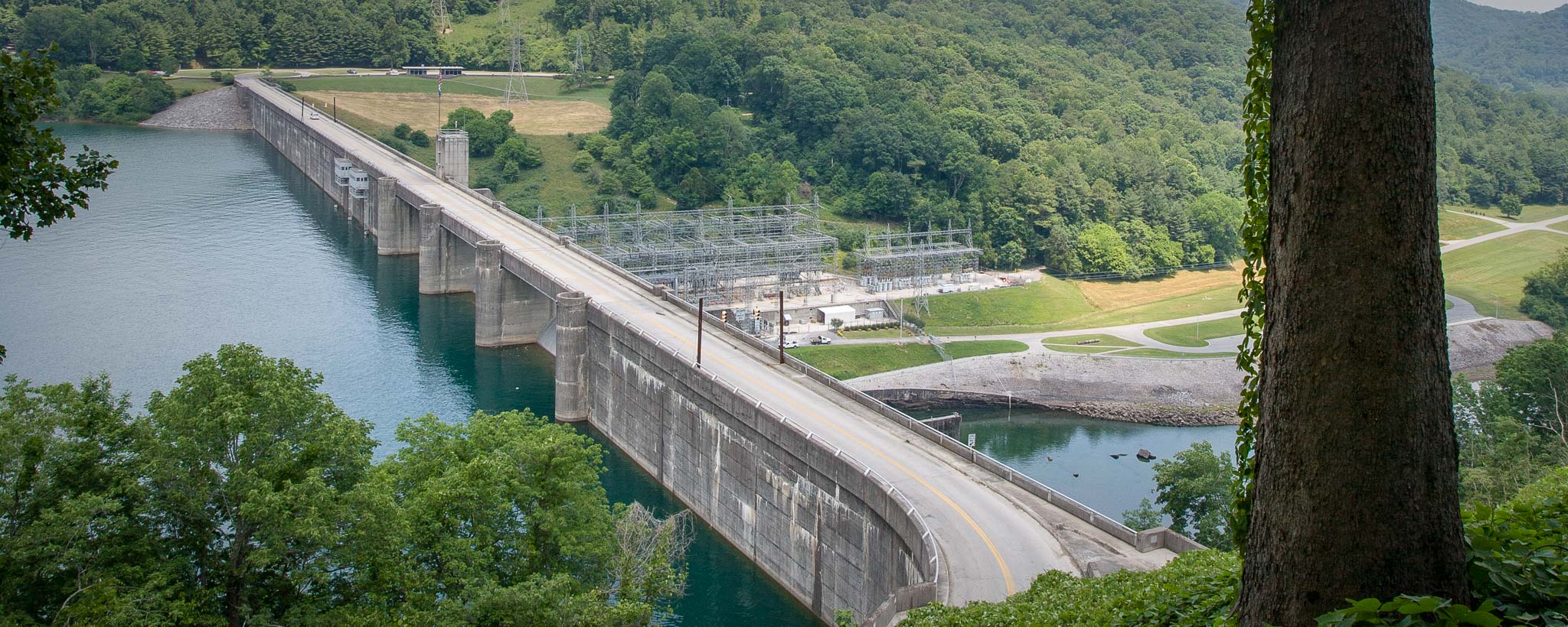 Norris Dam Visitors Center 1810 Norris Freeway Norris, TN 37769 865-426-7461 In the 1930s, TVA established demonstration public parks at several locations on Norris Reservoir, including Cove Lake, Big Ridge, and the area around Norris Dam. These parks later became the nucleus of Tennessee’s state park system. Norris features three hiking trails. Water sports at Norris include boating, water skiing, swimming, and excellent fishing. Nonprofit Member