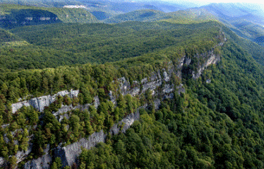 cumberland-gap-white-rocks.gif