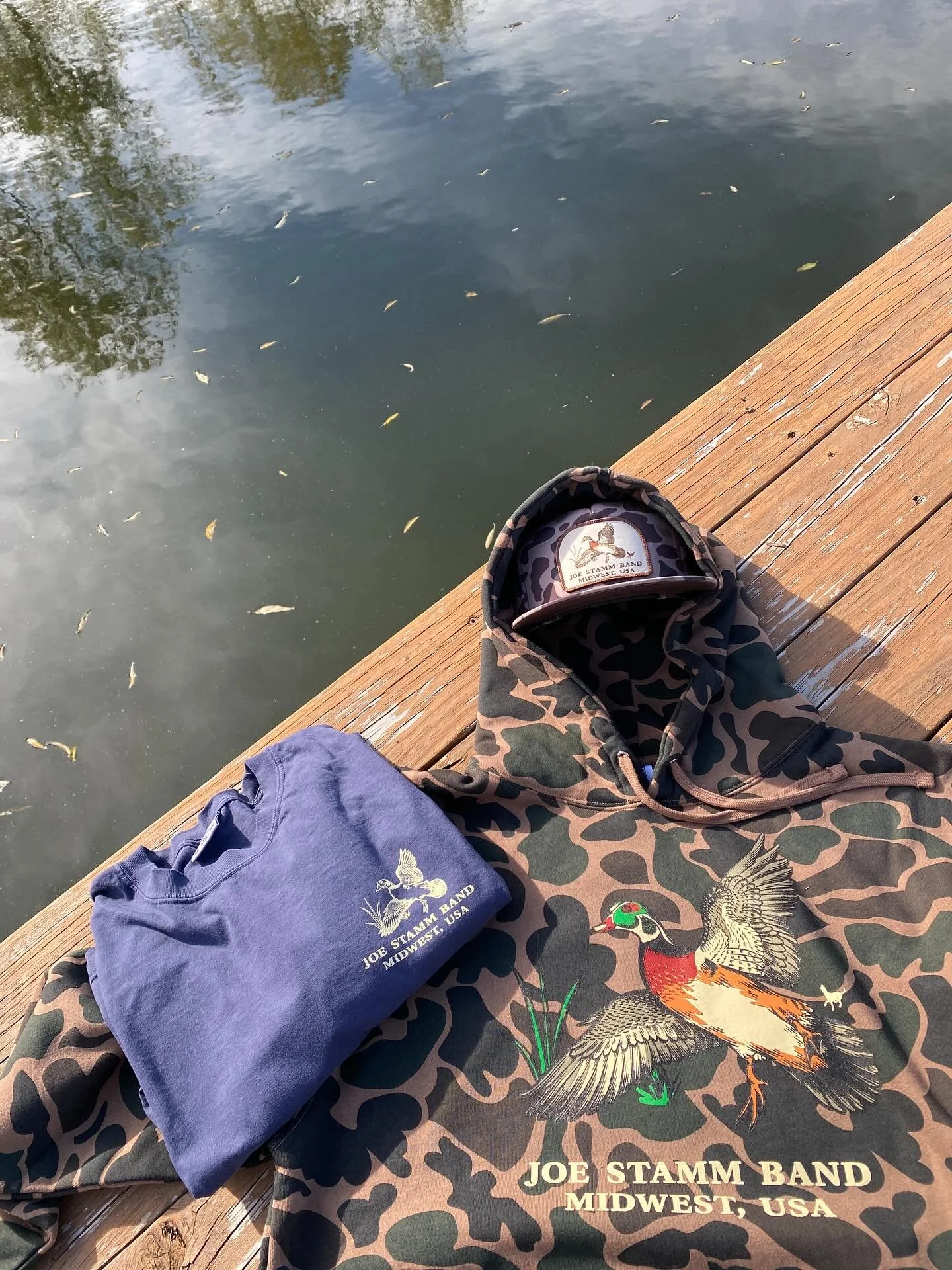 How&rsquo;s the duck hunting been? Send photos if ya been out there in JSB Duck Stamp Gear 🦆 Hope everyone here in Illinois&rsquo; central zone had a good opening day. joestammband.com/merch

#duckhunt #duckhunting #duckhuntingseason #joestammband #