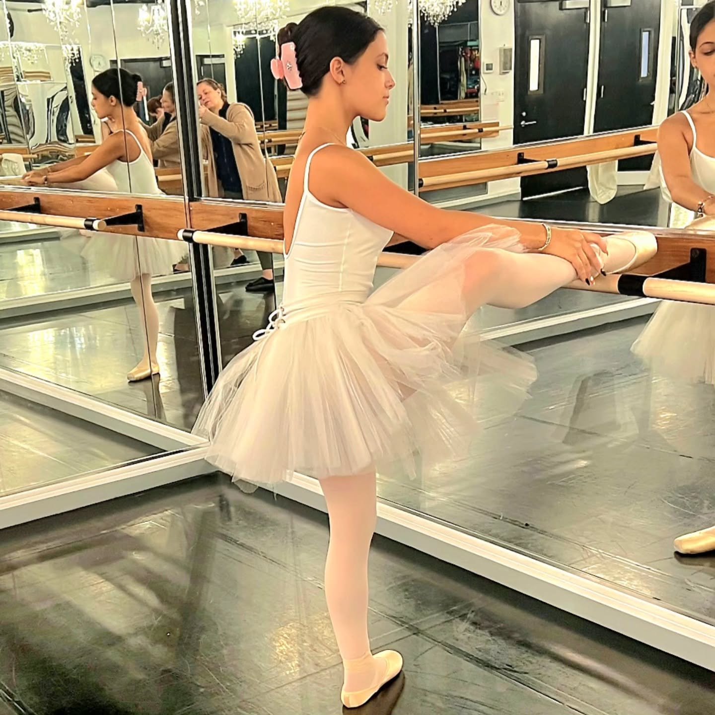 Ballet is our art; our students are our passion 🩰

#ballerina #balletstudio #balletdancer #studiolife #balletclasses #balletclass #tutu #tututuesday #atthebarre #balletime #ballet #mbmc #inthestudio #dancer #dancerlife #dancestudio