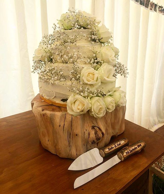 The Supremely beautiful and delicious Wedding Cake made by @rosiemaudarthur upon a hand crafted chunky trunk stand. An honour to be used for such a special day. Many congratulations to Sadie and Cal!

#Weddingcake #Cakestand #Localbaker #Guildfordcra