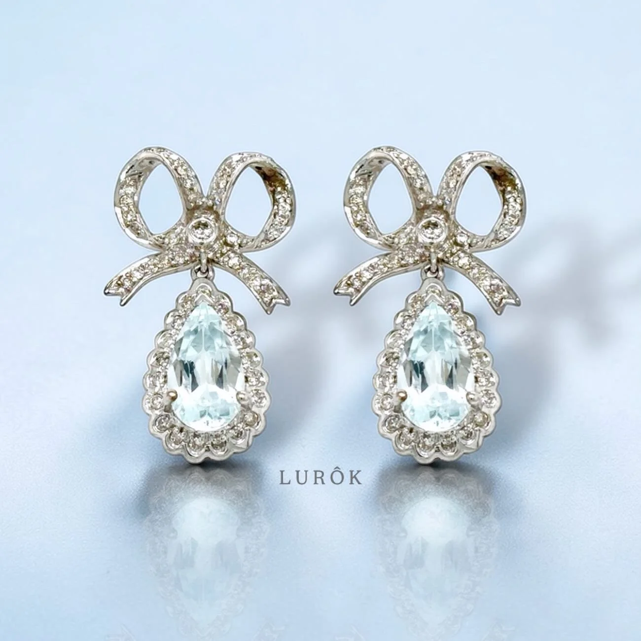 March Birthstone &hellip; Aquamarine 🩵
.
.
.
#finejewelry #goldjewellery #jewelrydesign #aquamarine #diamond