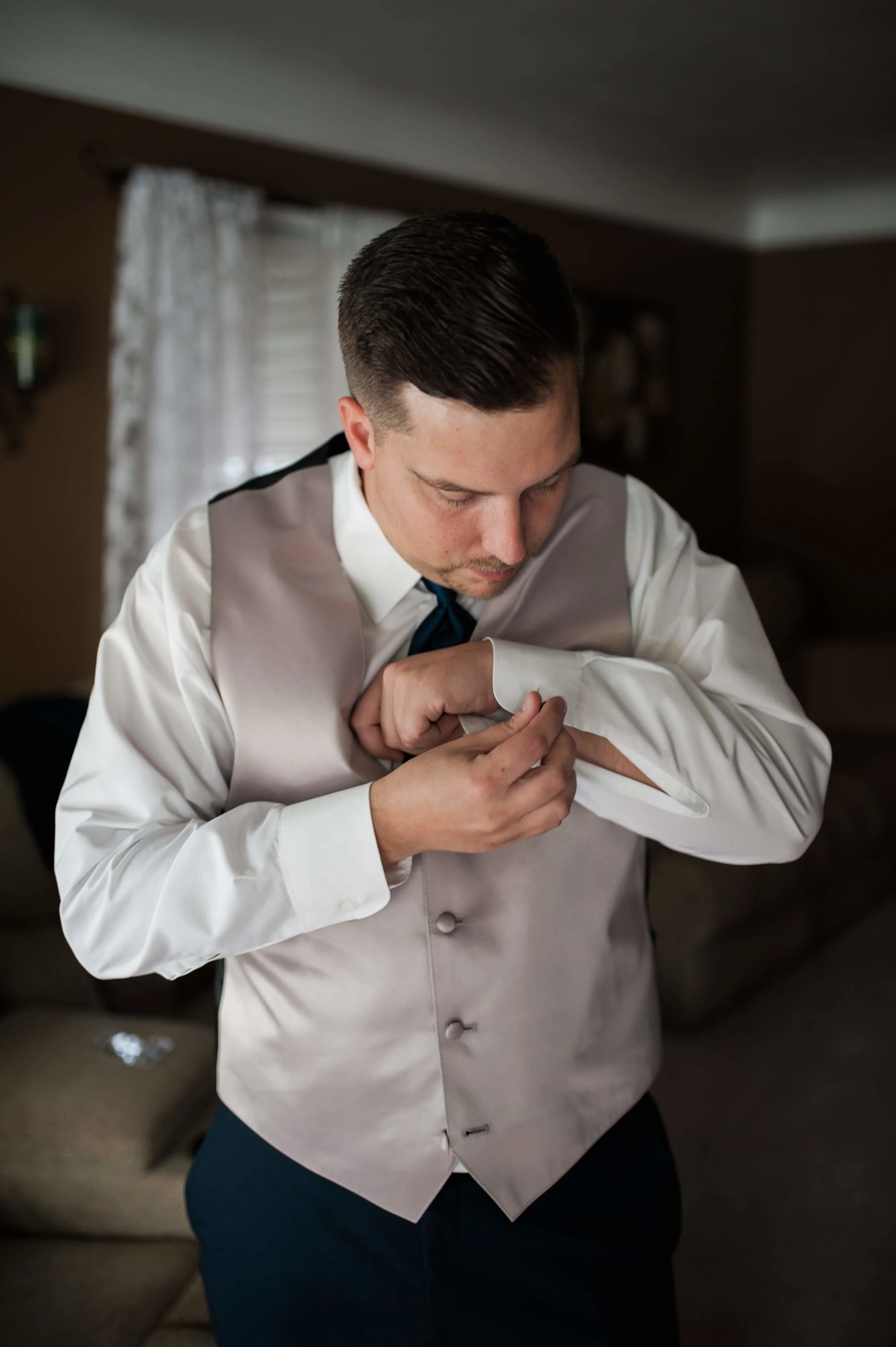 LLP Michigan Wedding Photographer 2.jpg