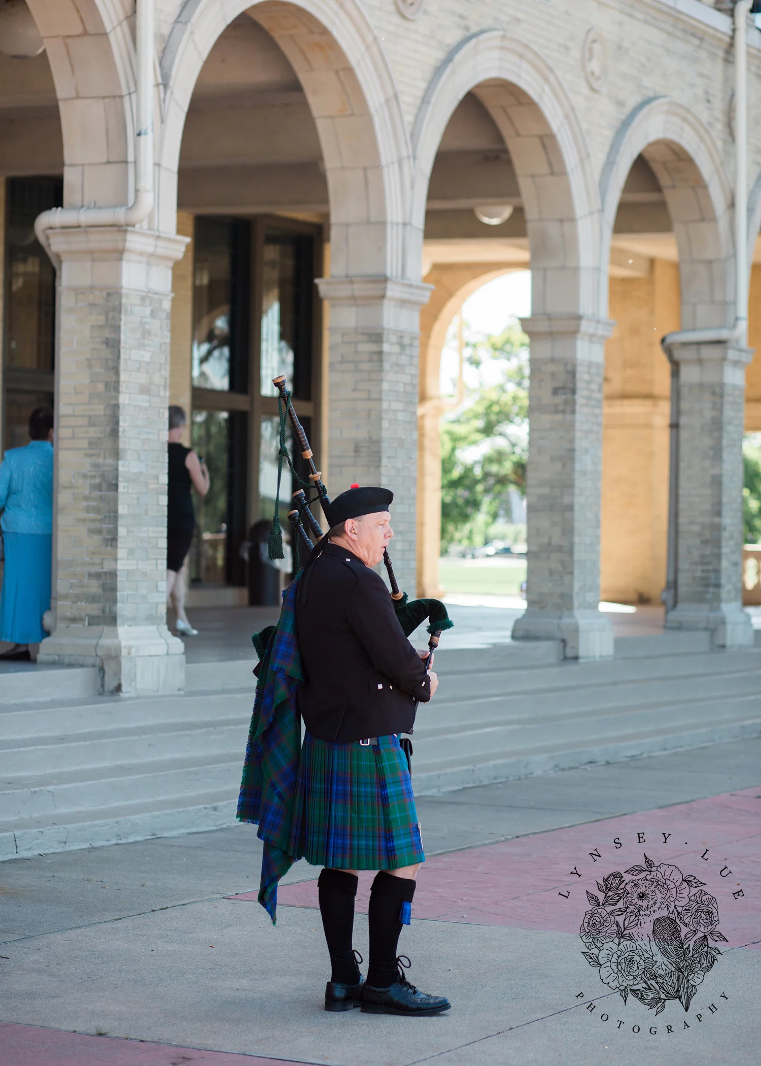 bagpiper.jpg