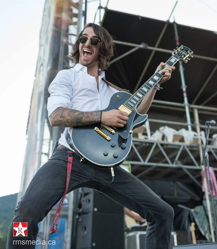 Performing at Sunfest on the Main Stage with Jesse Roper - 2015. Photo: Rob Porter of RMS Media
