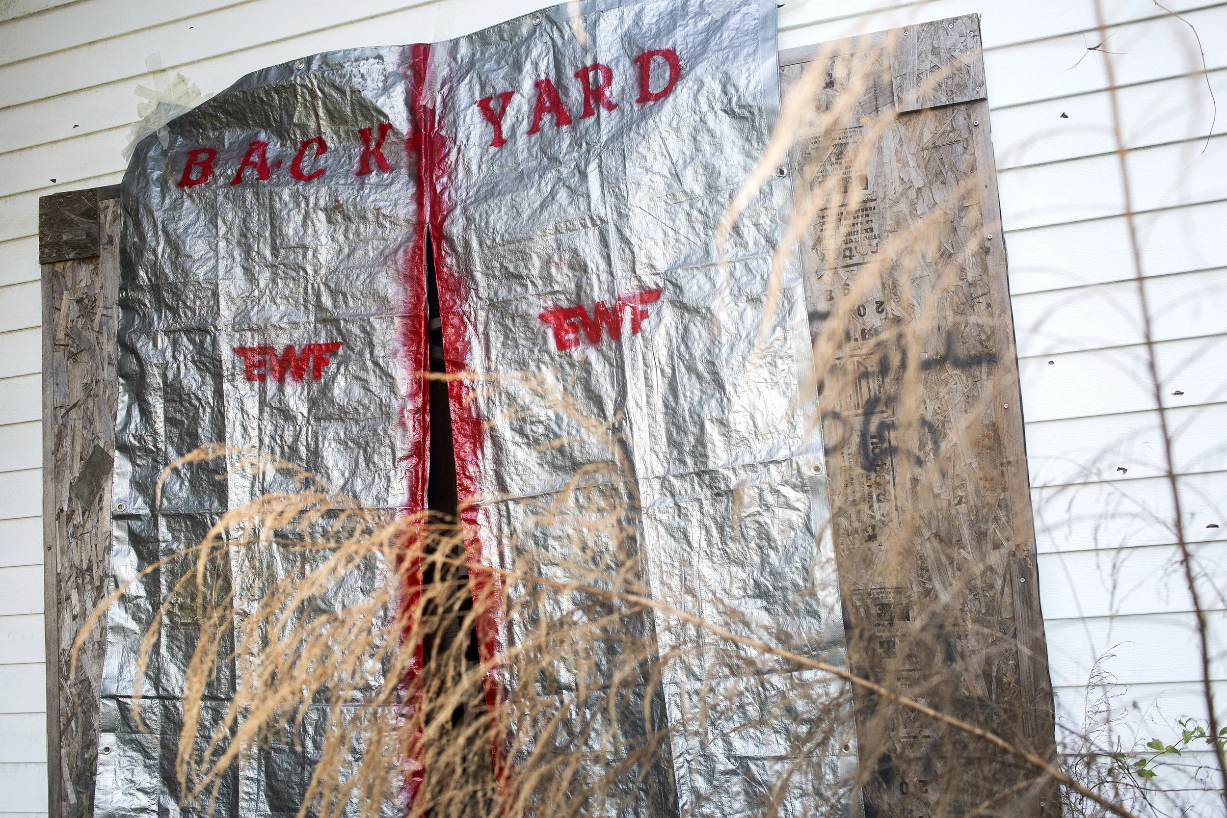 This series explores the underground world of backyard wrestling, where sport and theater collide and performative violence is an expression of creativity.