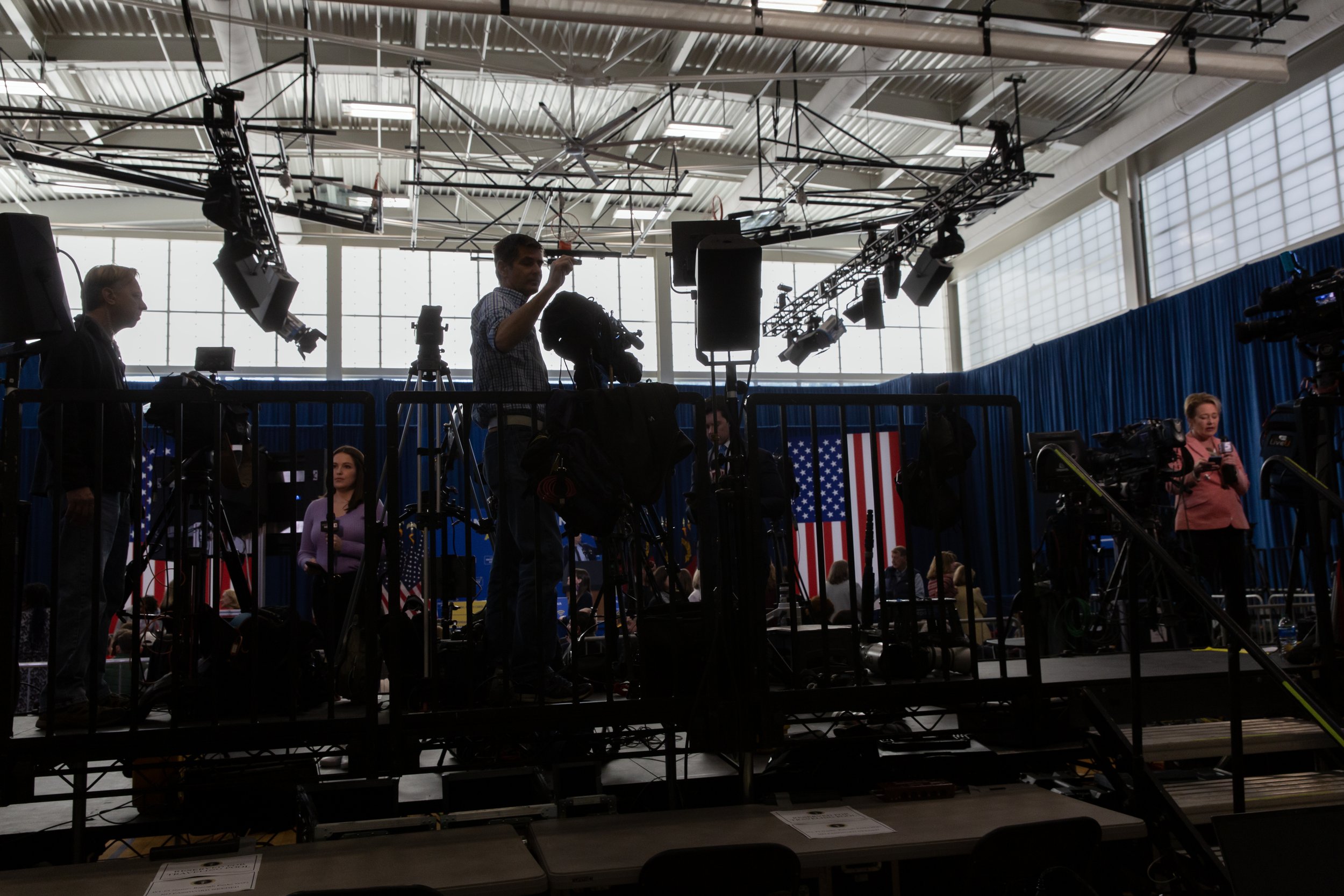  Media prepare to cover President Joe Biden at an economic event at Abbotts Creek Community Center in Raleigh, North Carolina, US, on Thursday, Jan. 18, 2024. (Rachel Jessen/Bloomberg) 