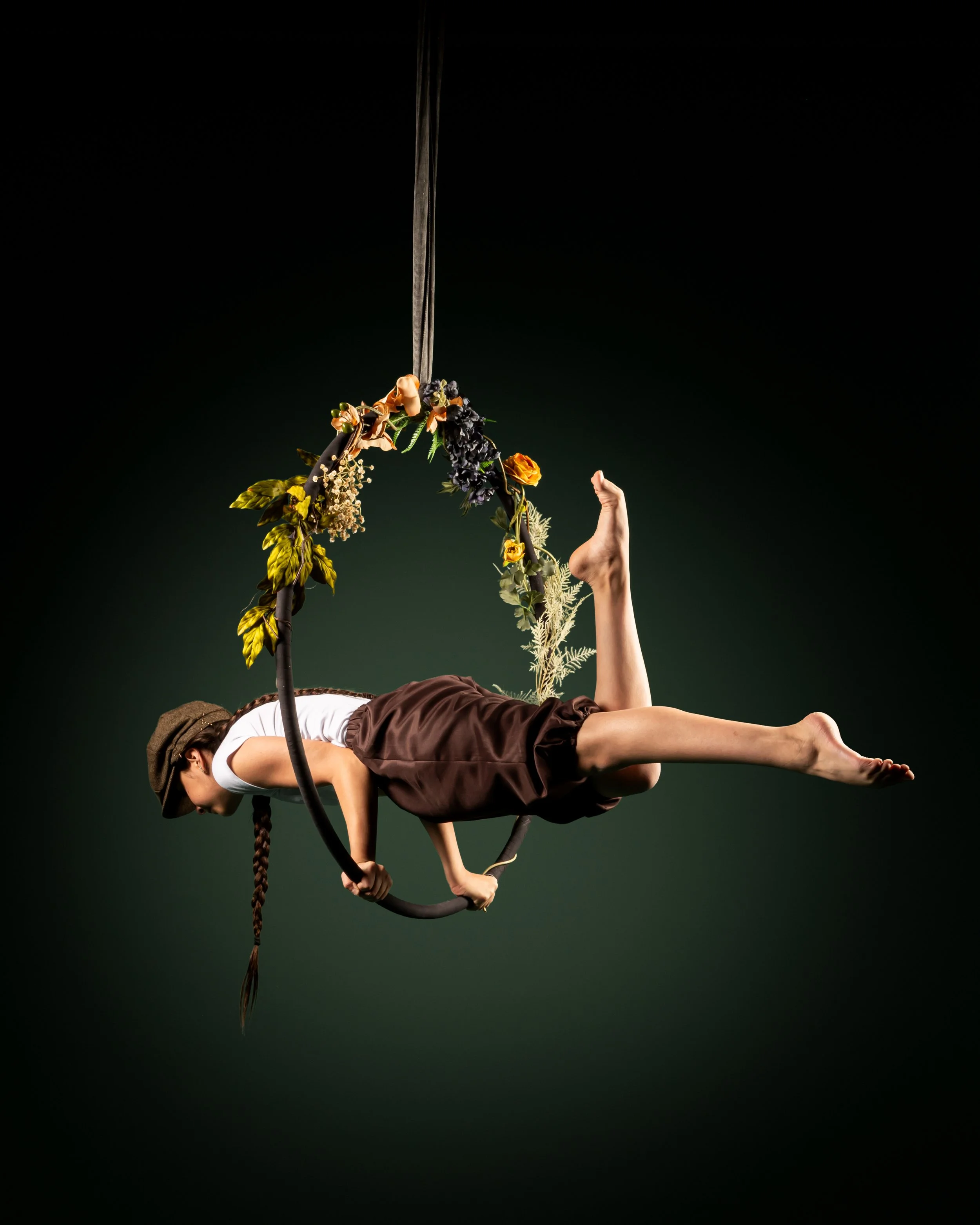 Youth &amp; Teen Aerialist Photoshoot with Martha Wirth Photography