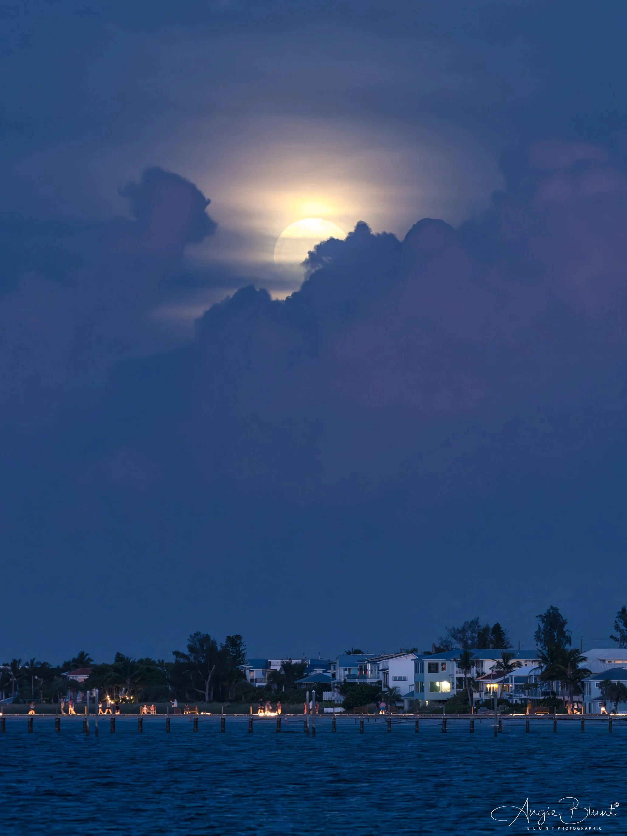fullstrawberrymoonrisecitypier062120242024a.jpg