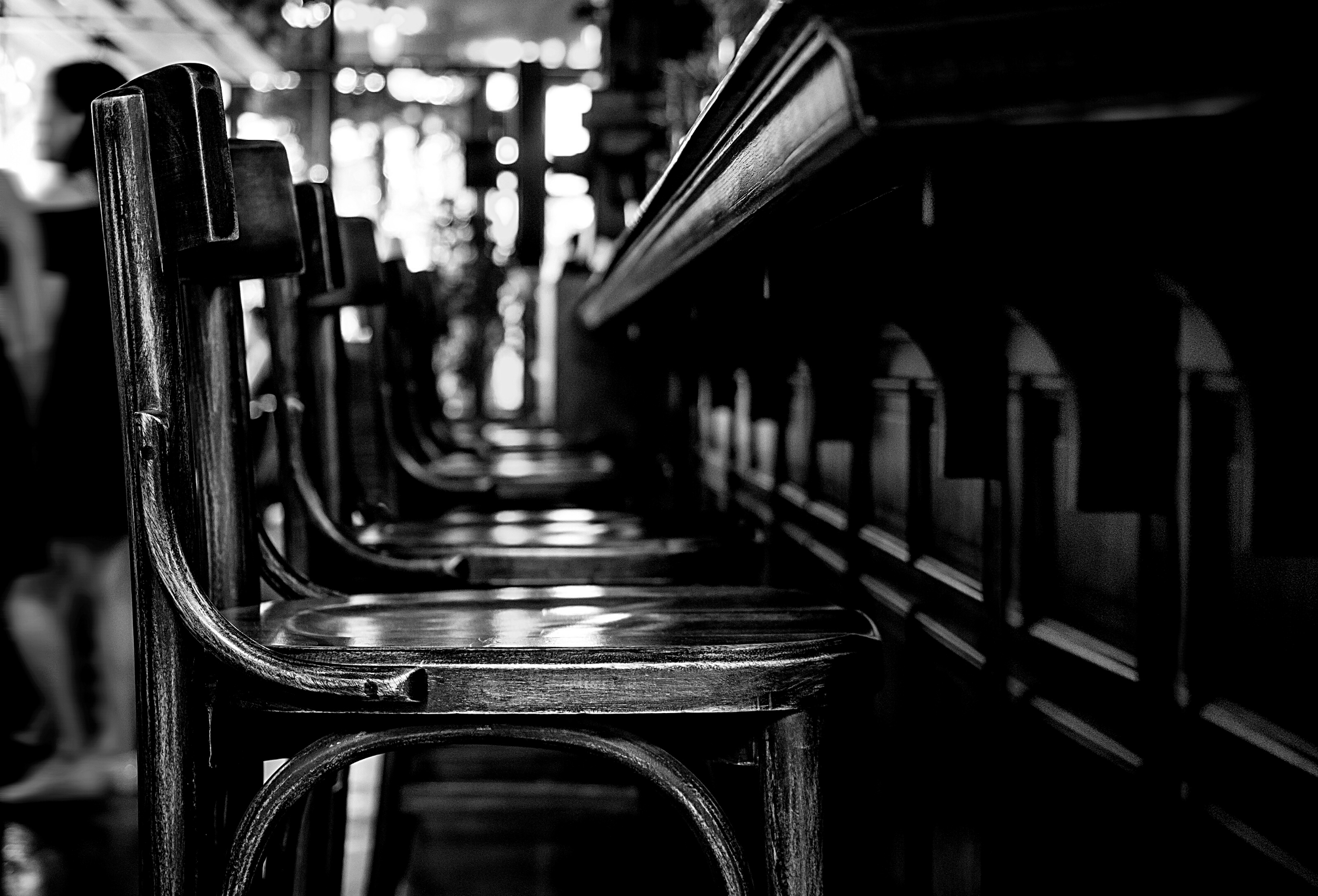 DG thecoolspot  barstools.png