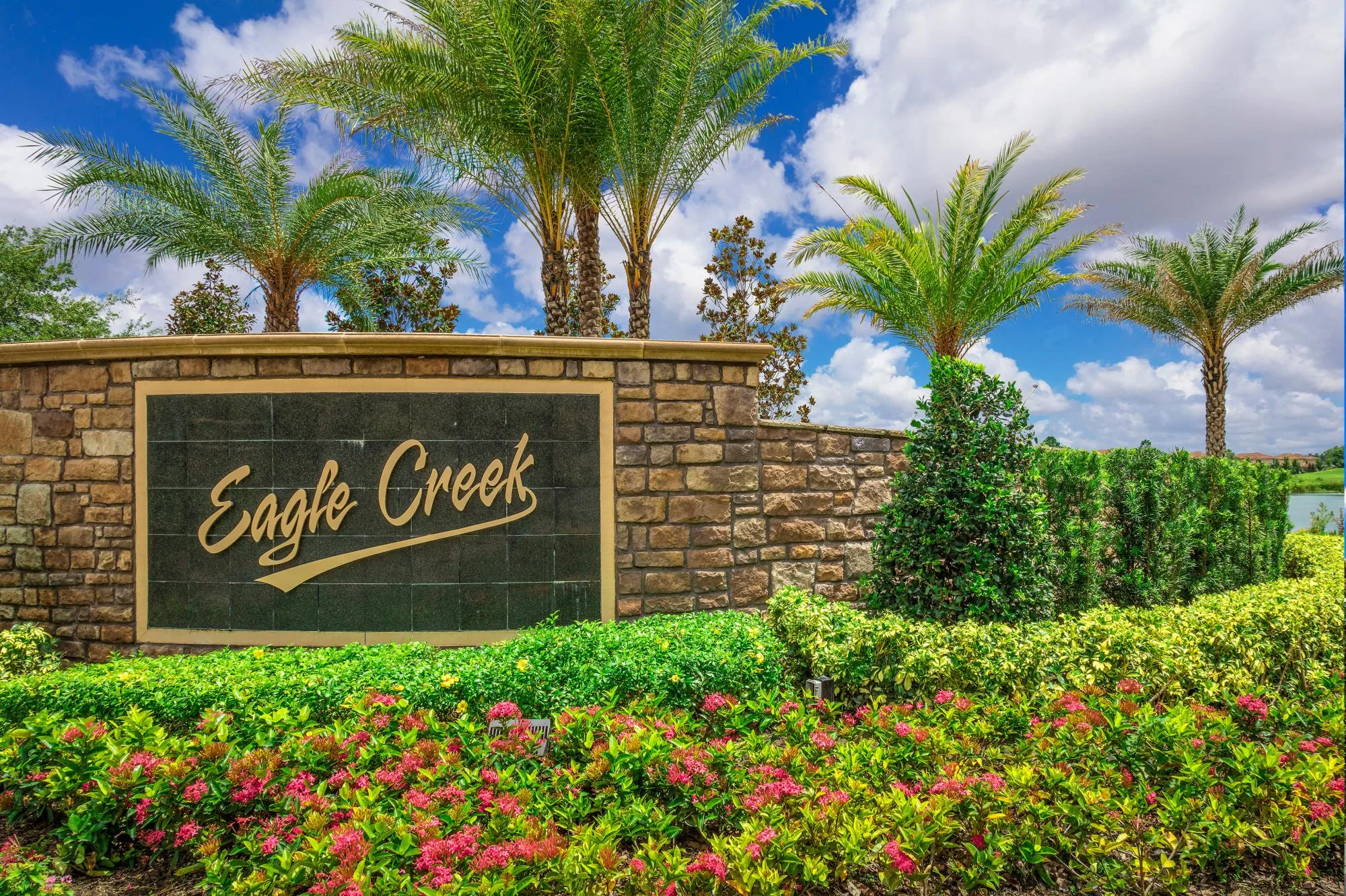 7754631340503_eagle-creek-entry.jpg