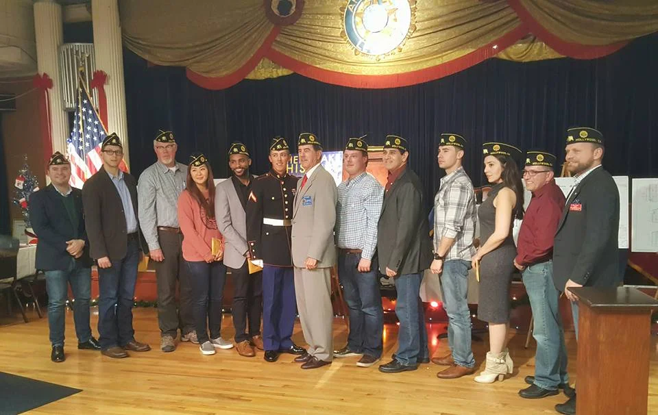 Frank Sharp, USA; Lauren Yoon, USA; Randy Morales, USN; Clayton Pitkin, USMC; Andrew Mitchell, USMC; Jonathan Davila, USN; Devon Debany, USA; Fernanda Miranda, USA, Tony Schlievert, USAF; ALSO: Dale Delizio, USN (PHOTO: Dennis Kee)