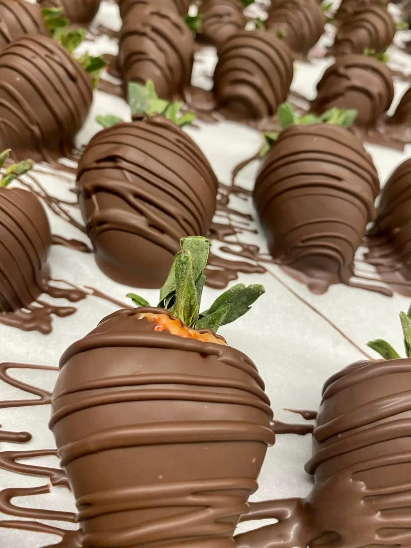 SWEETEN YOUR VALENTINE&rsquo;S DAY! 🍓🍫☕

We&rsquo;ve teamed up with our friends at The Crisp Cannoli to bring you the ultimate holiday treat pairing!

Introducing our limited-edition Gourmet Chocolate Covered Strawberries. These are hand-dipped, pr