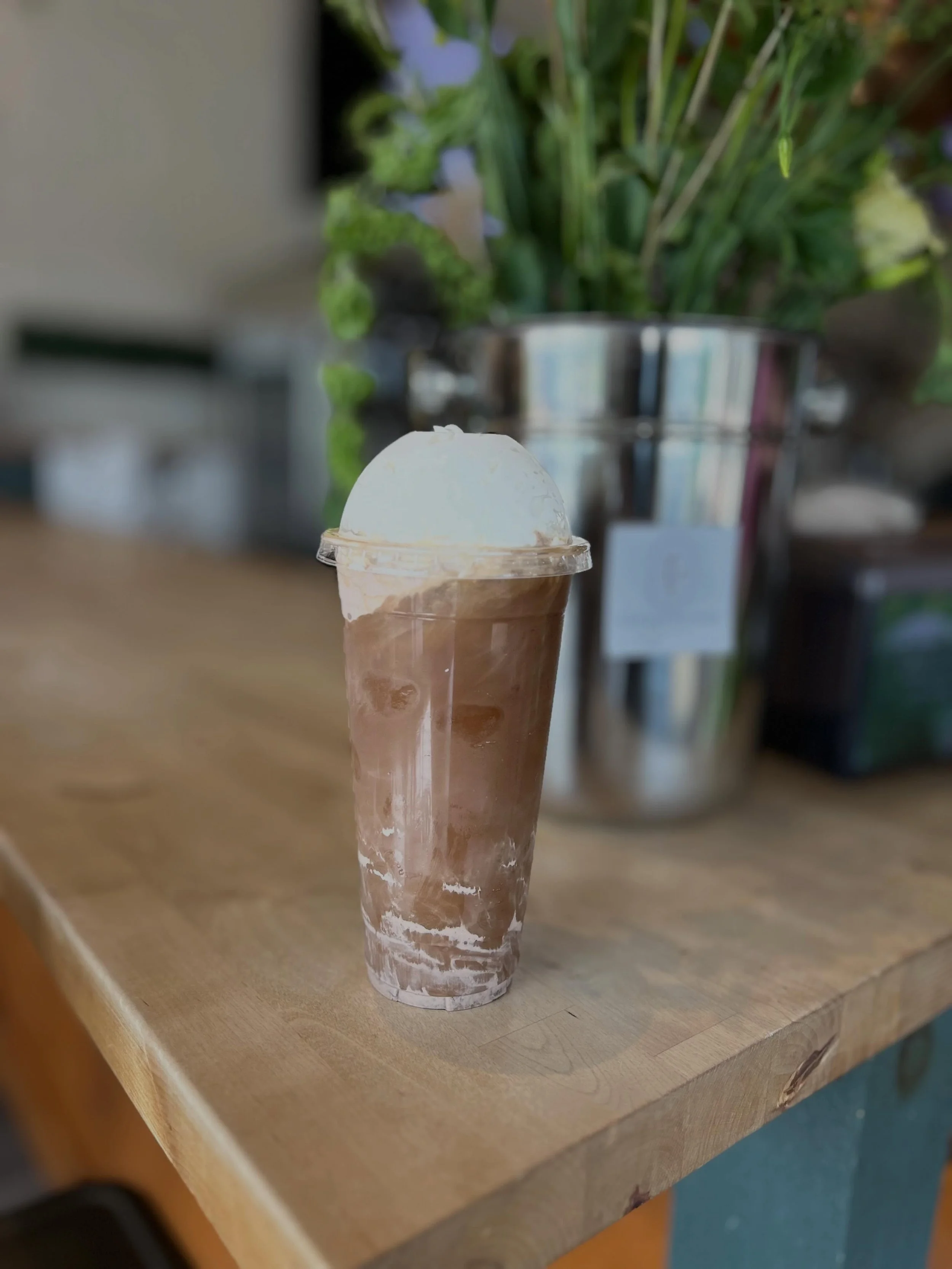 ✨ Introducing the NEW Greater Float! ✨

Cold brew just got a whole lot cooler. 😎☕🍦

Made with our amazing Divergent Coffee Cold Brew, topped with creamy soft ice cream and customized just the way you like it!

✔️ Choose Vanilla or Chocolate
✔️ Add 