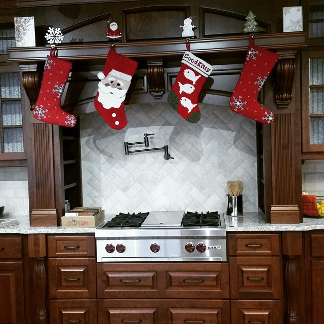 Merry Christmas to all!! #thomasbuiltcustomcabinets