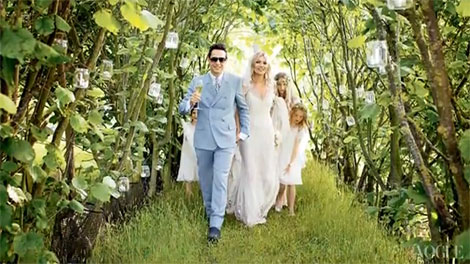 outdoor-wedding-decorations-Kate-Moss-wedding-1.jpg