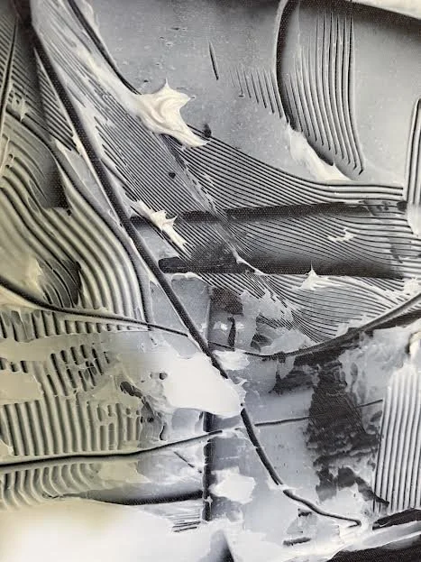 LeaningAllIn_EverythingAroundUs_detail8.jpg