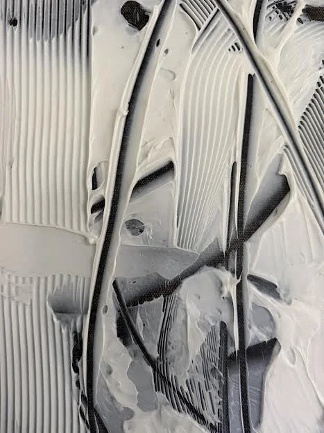 LeaningAllIn_EverythingAroundUs_detail6.jpg