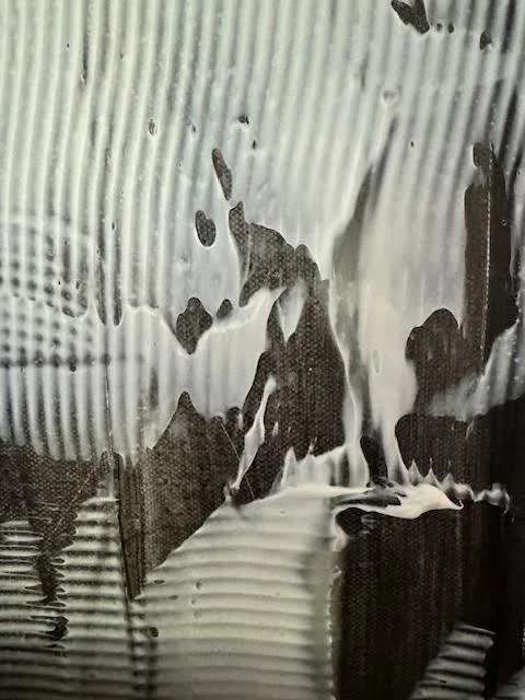 THePErsonalistheuniverse_EVERYTHING INSIDE US_detail2.jpg