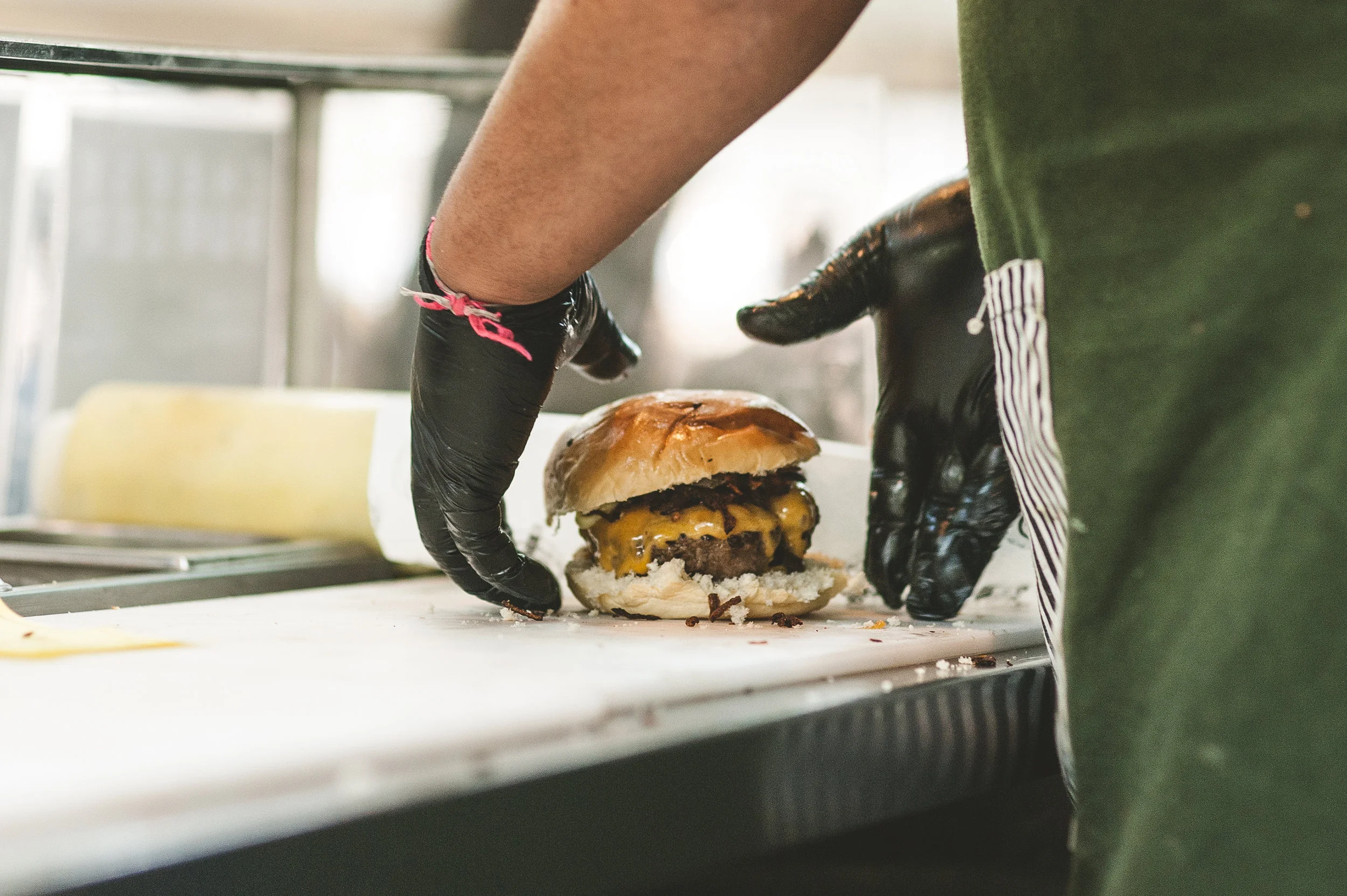 Tuk Burger02 (1).jpg