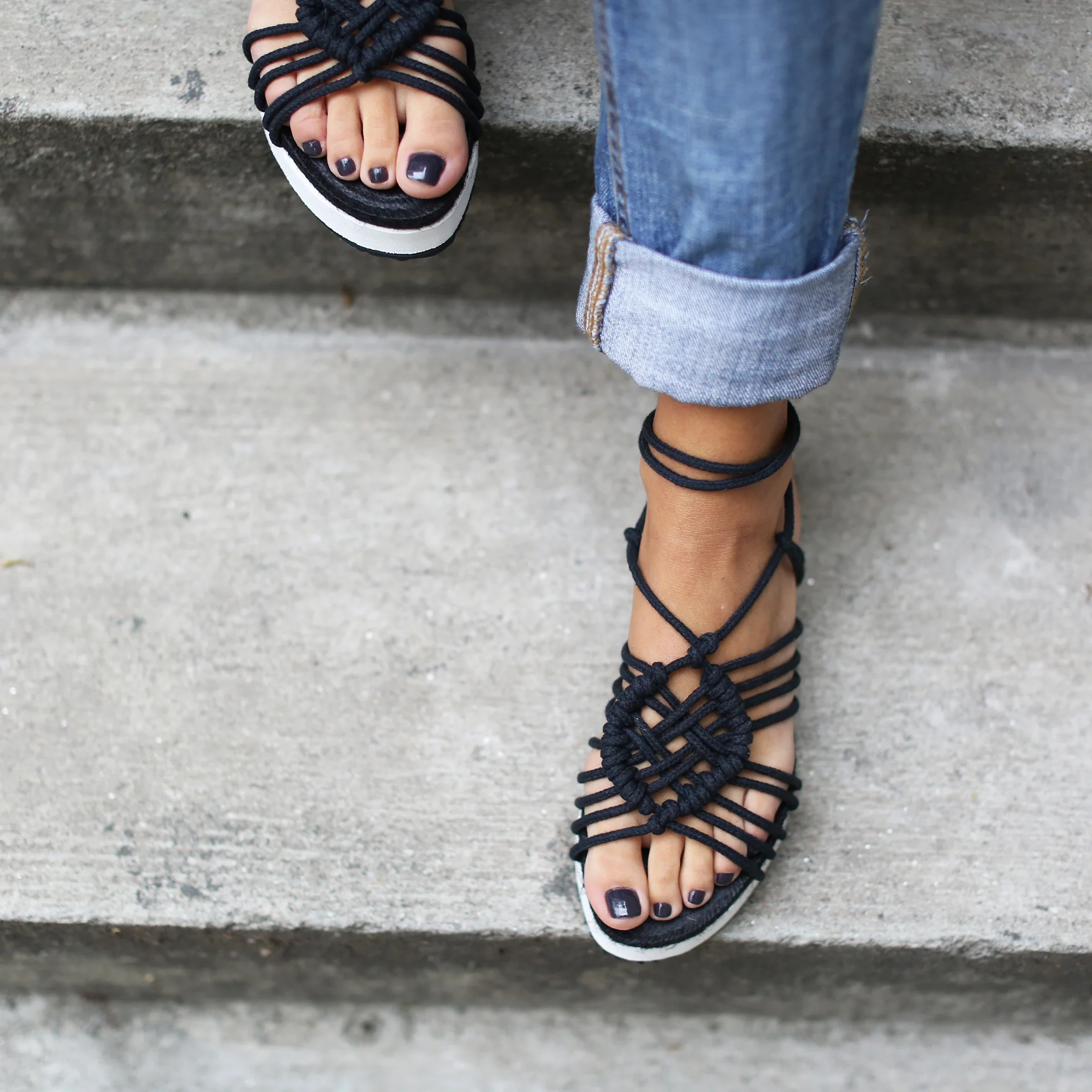 Plataforma Macrame Preto Kasulo.jpg