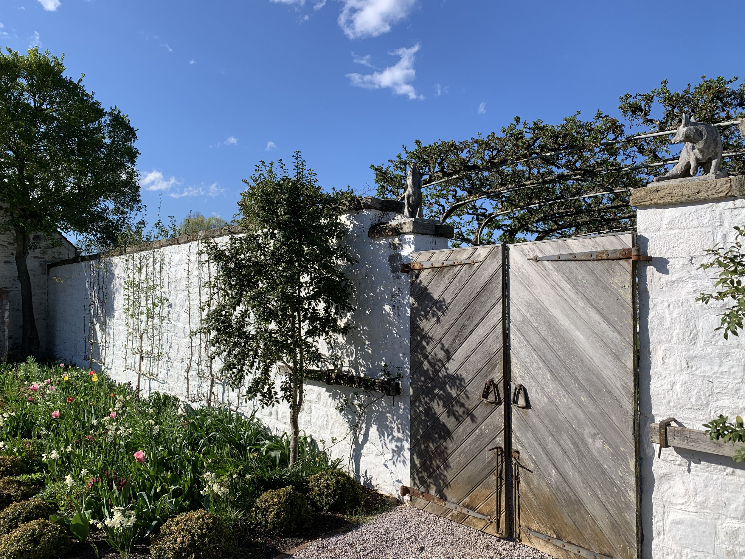  The gate to the Oak Spring garden. 