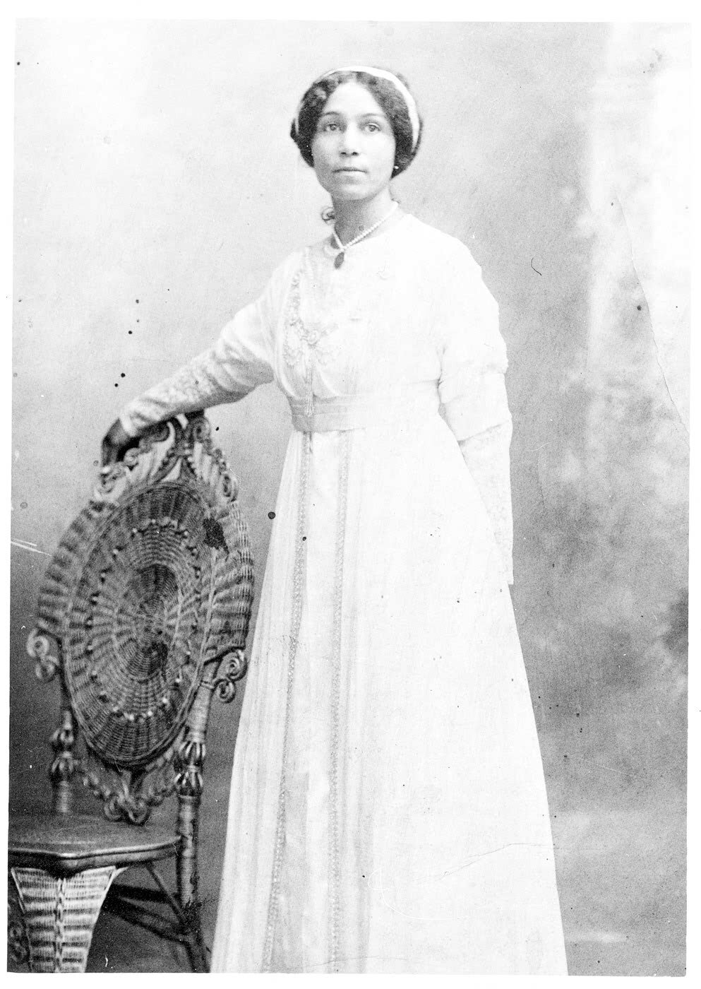 authors writing about nature Anne Bethel Spencer in her wedding dress, 1900. Public Domain Image.