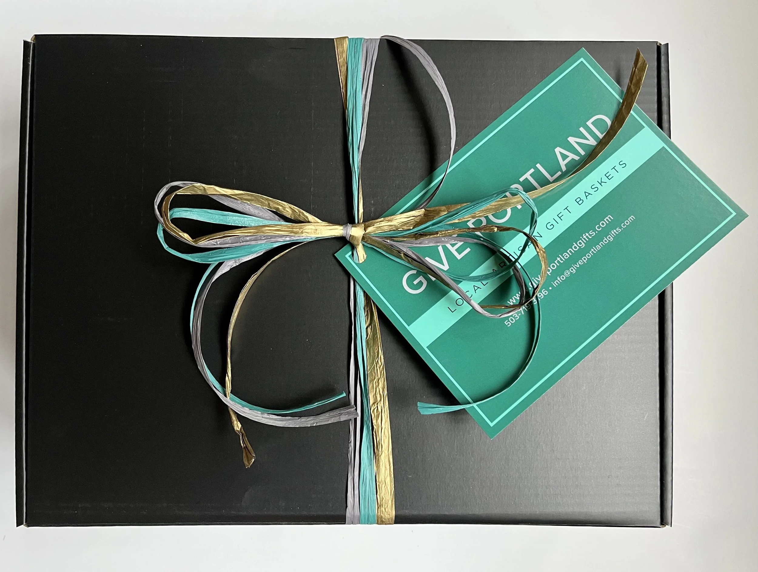 Gift box with card black .jpg
