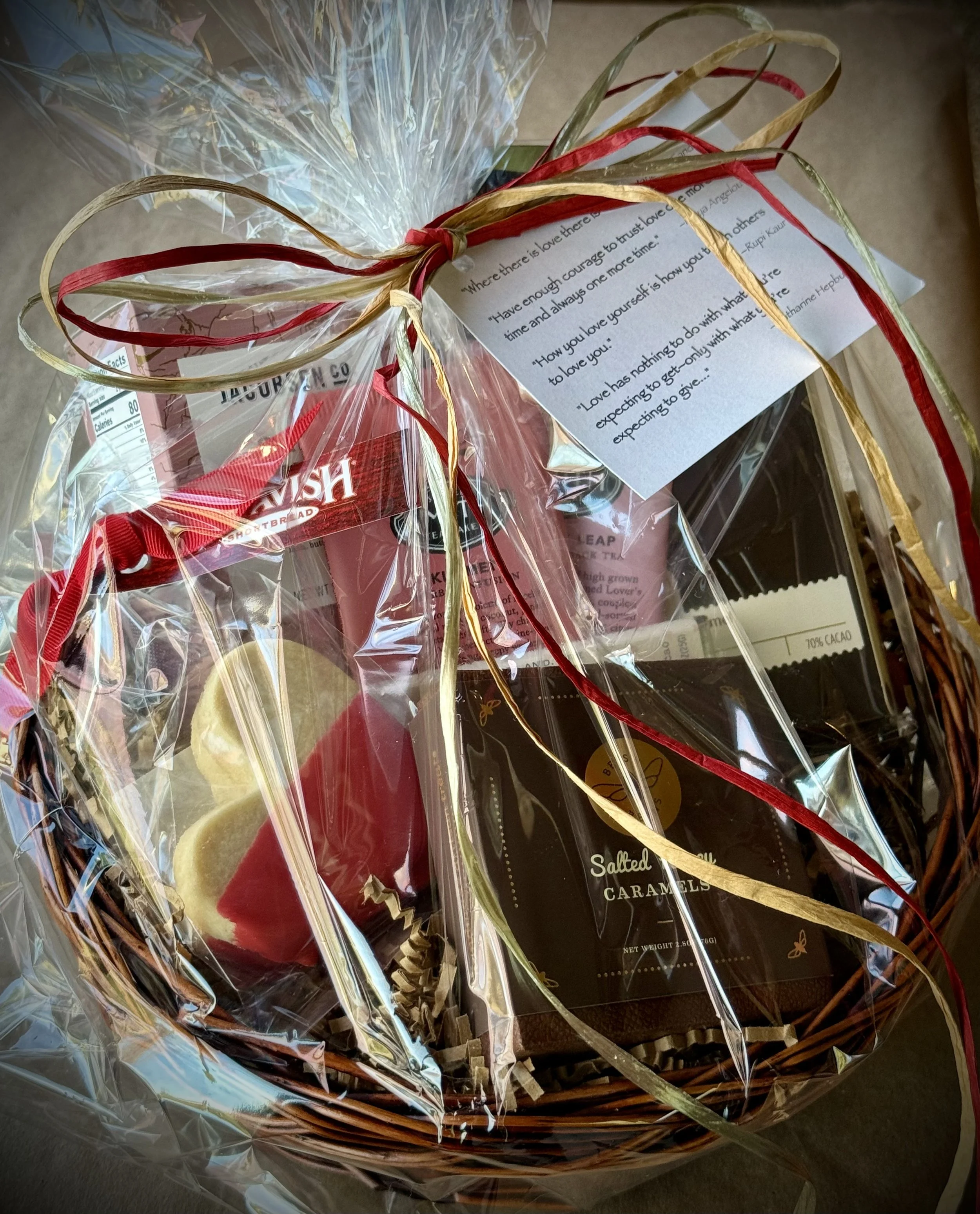 PETITE VAL BASKET.jpeg