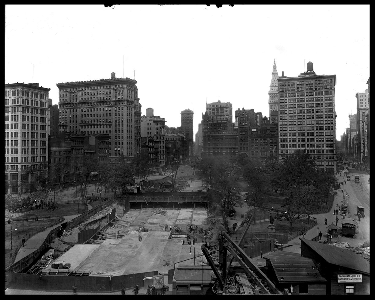 Union Square NYC Before the Empire State Building c.1914 from original 8x10 glass plate negative #unionsquare #oldnycphoto #mta #empirestatebuilding