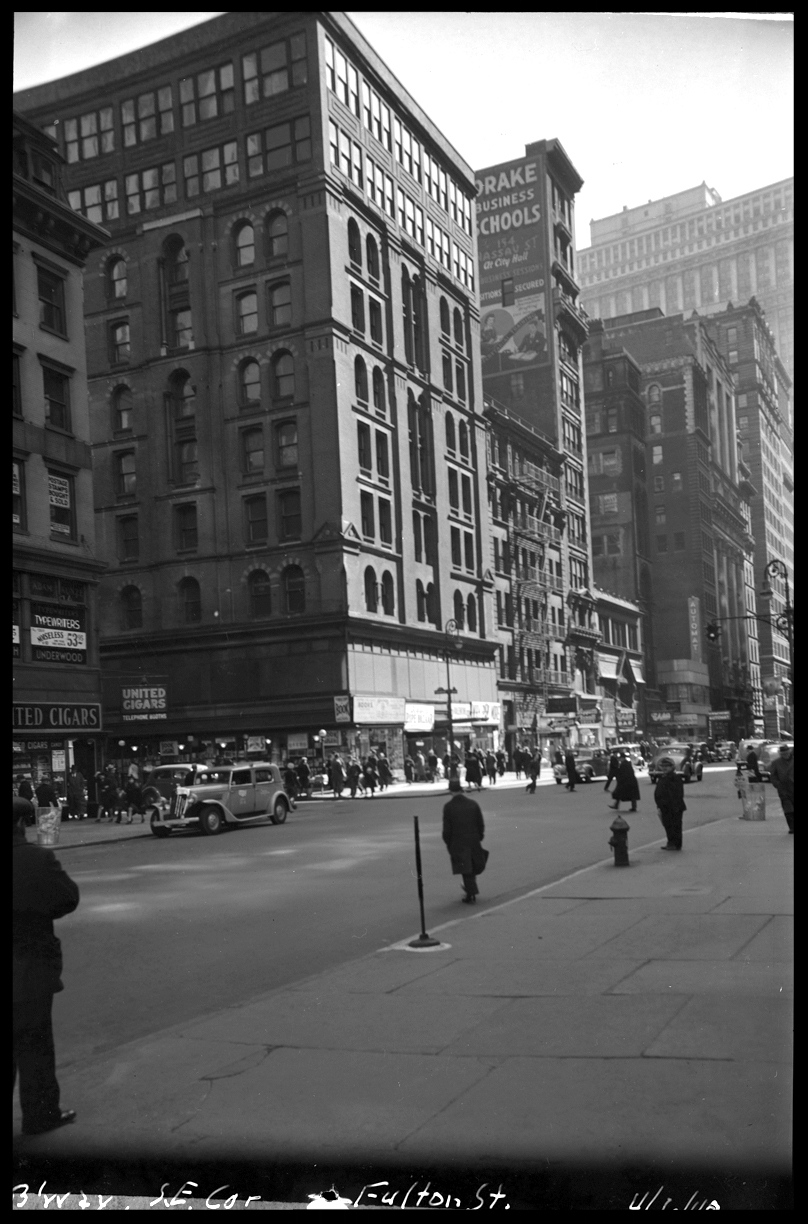 Broadway&Fultonst40Webcopy.jpg