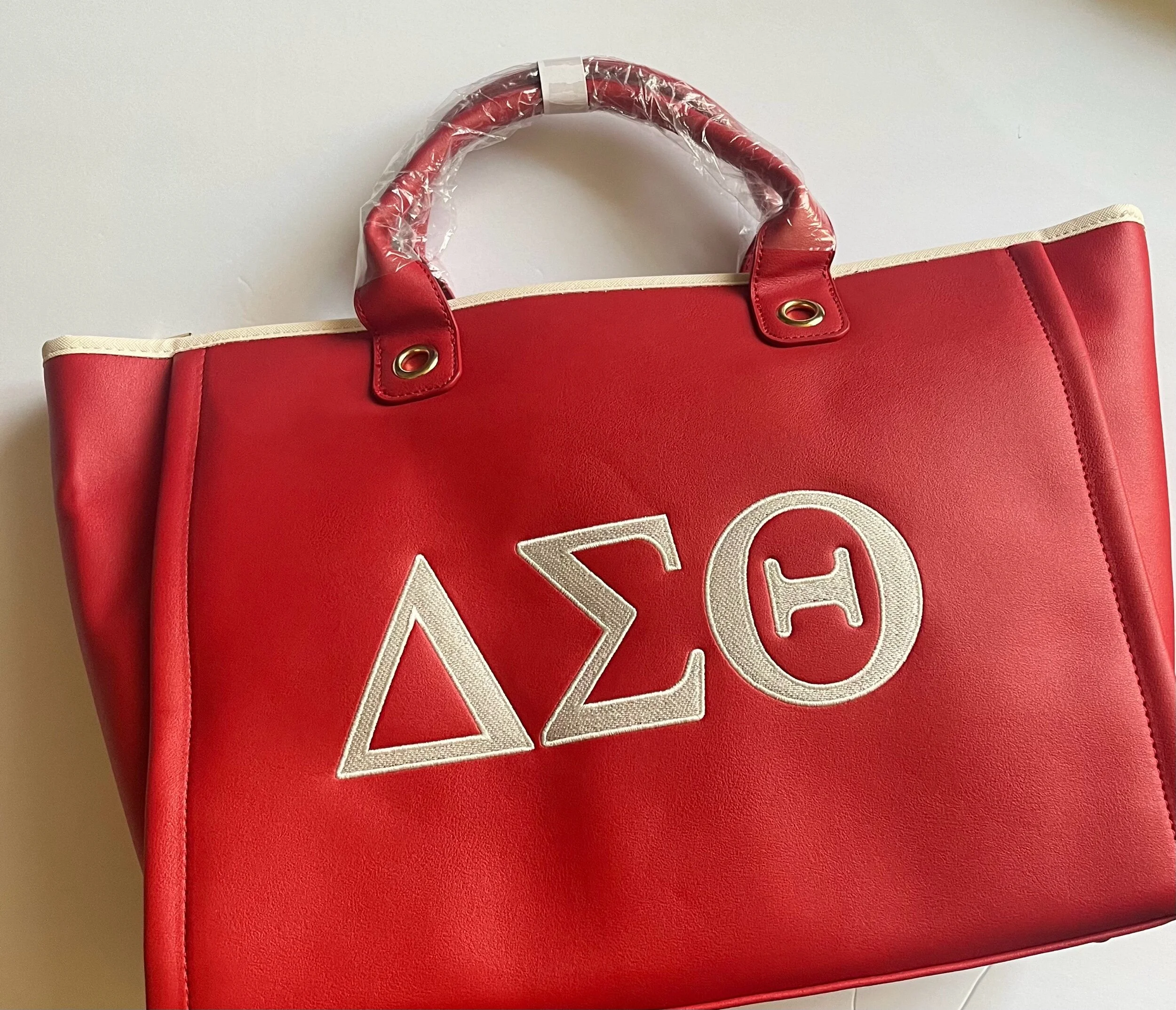 82598FBB-5F69-492E-8C4C-68430969176C