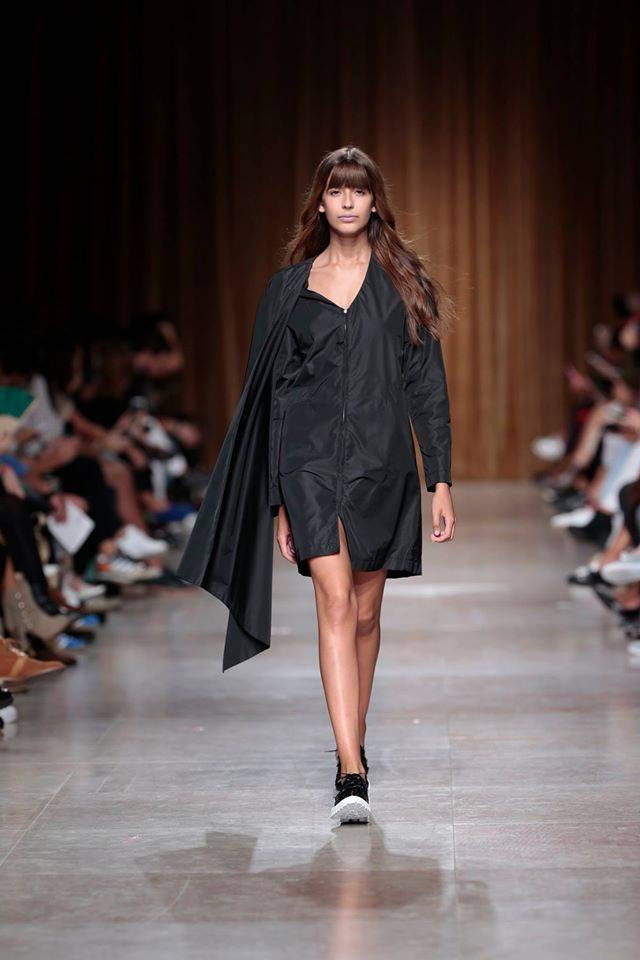 Coat One available size 36. Original Price 318€ | Discount Price 159€ Ref. LCSS16S02 *shoes are also available for sale