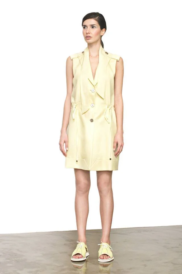 Yellow Dress One available size 36. Original Price 240€ | Discount Price 96€ Ref. LCSS15S10 *shoes are also available for sale