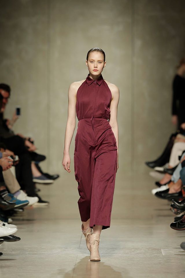 Bordeaux Shirt Jumpsuit One available size 36 Original Price 333€ | Discount Price 166,50€ Ref. LCFW16S40A *Boots are also available for sale