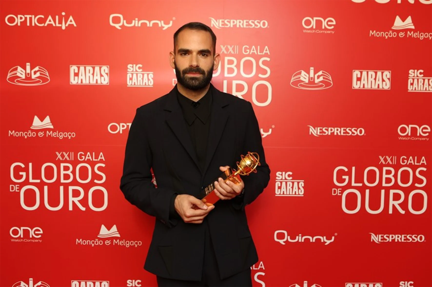 award for best fashion designer XXII golden globes gala - portugal MAY 2017