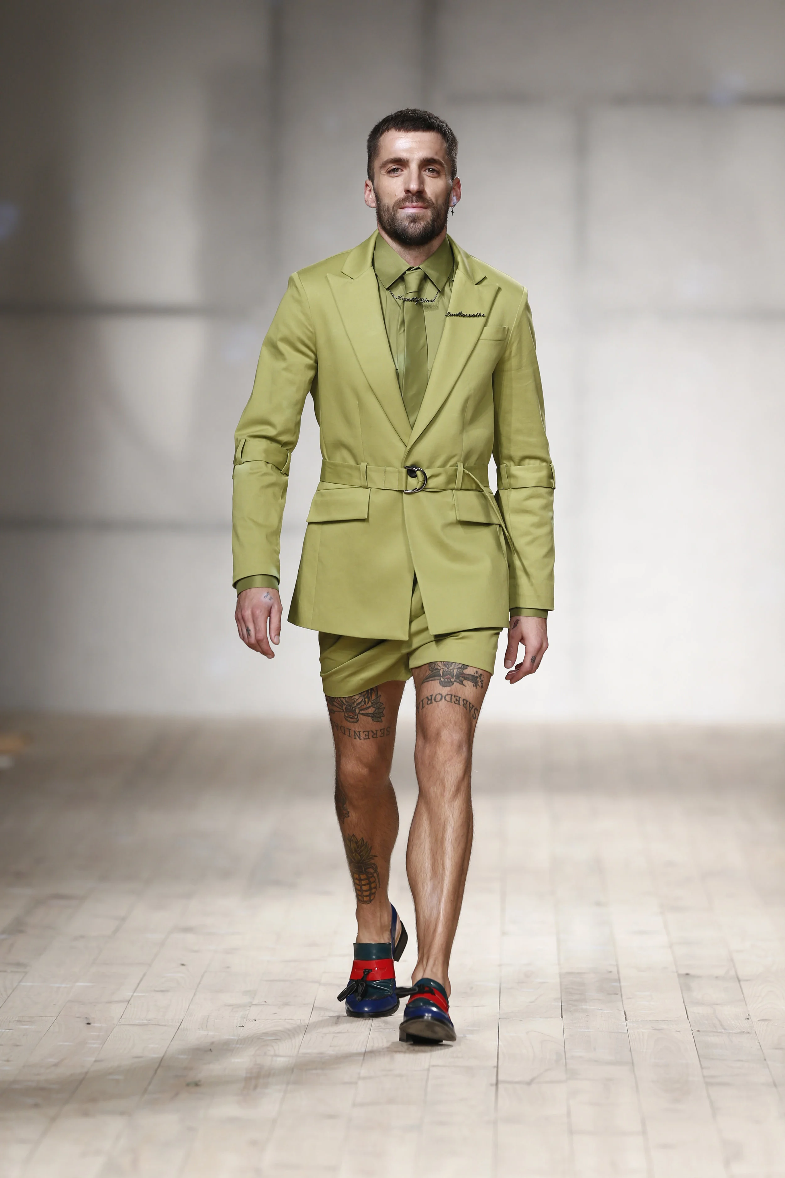 classic green shirt One available size 38 Original Price 238€ | Discount Price 142€ Ref. LCss17h08