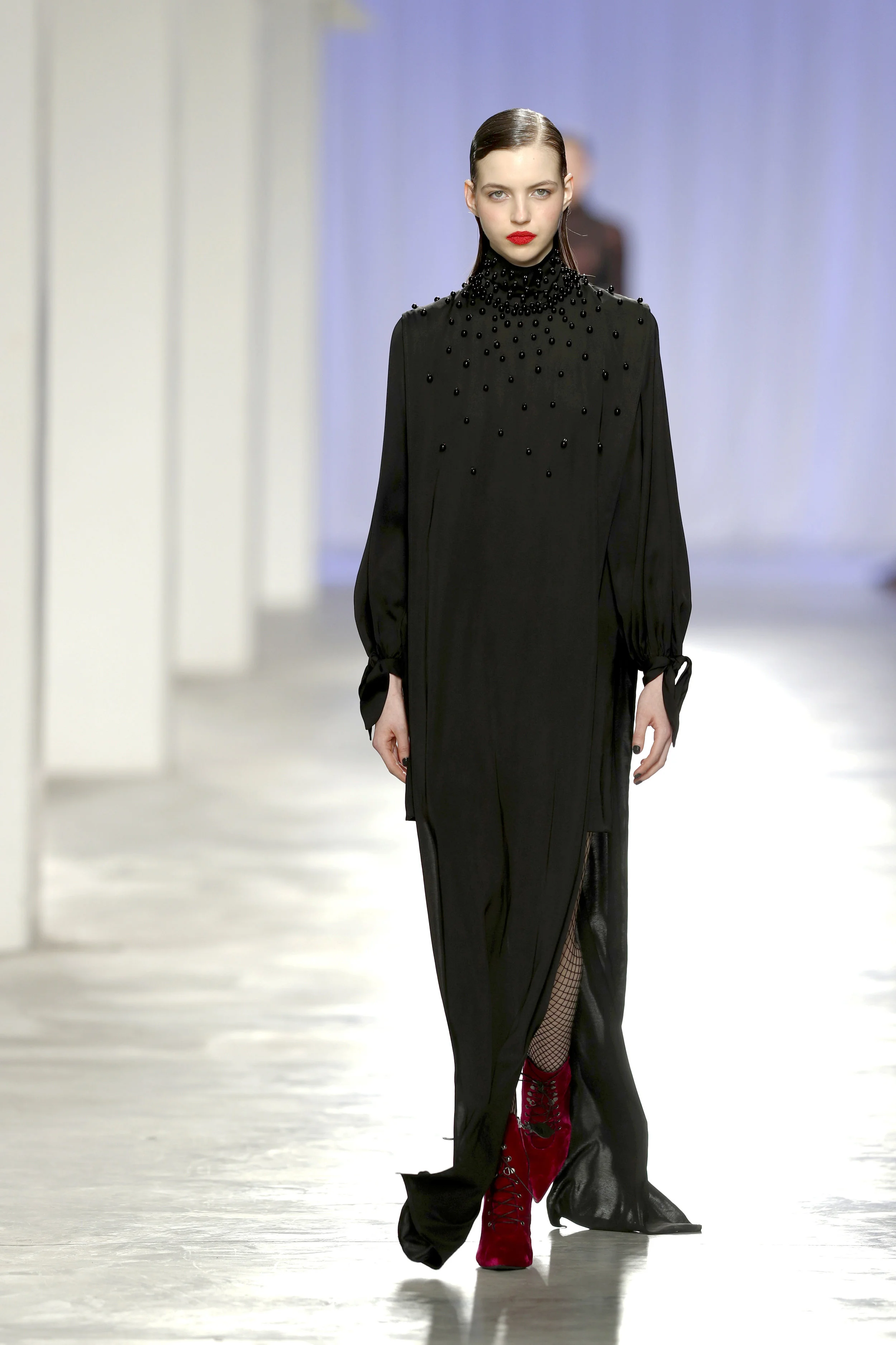 Long pearls black dress three available sizes 36/38/40 Original Price 826€ | Discount Price 495€ Ref. LCFW17S26 *boots are also available for sale